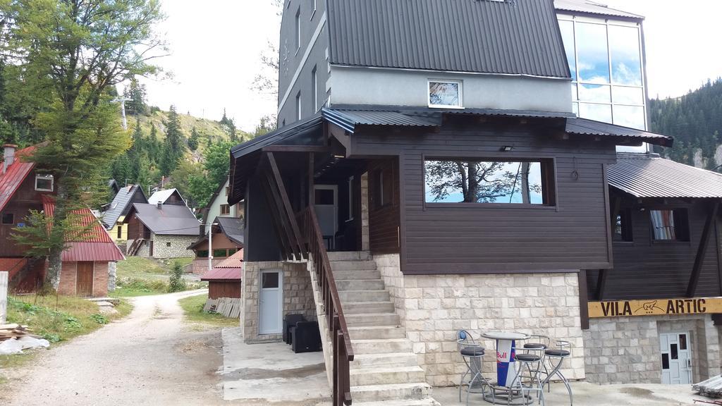 Apartments Artic Τζαχορίνα Εξωτερικό φωτογραφία