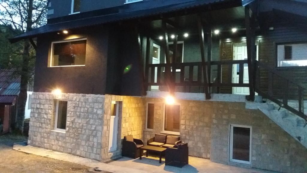 Apartments Artic Τζαχορίνα Εξωτερικό φωτογραφία
