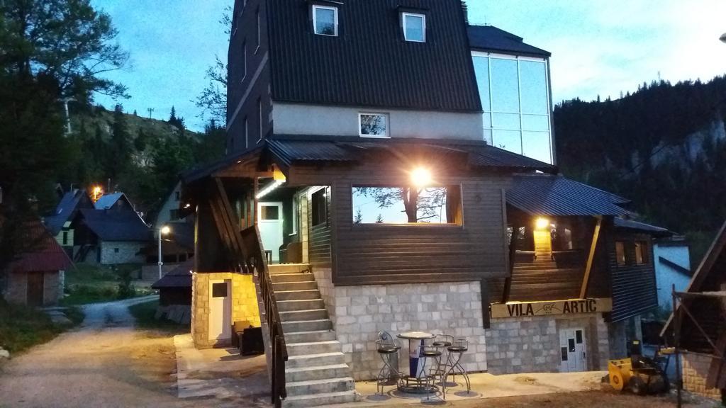 Apartments Artic Τζαχορίνα Εξωτερικό φωτογραφία