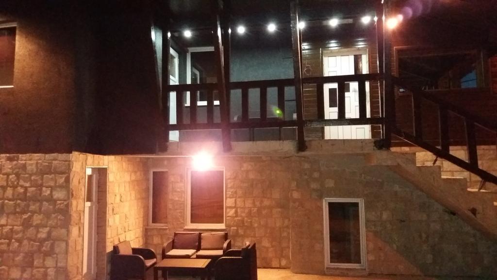 Apartments Artic Τζαχορίνα Εξωτερικό φωτογραφία