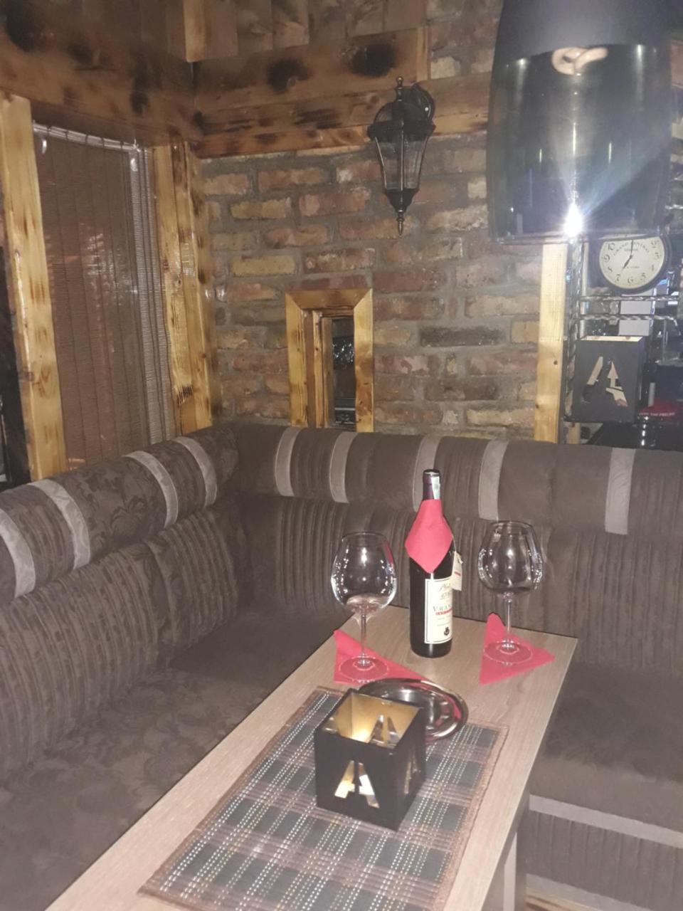 Apartments Artic Τζαχορίνα Εξωτερικό φωτογραφία